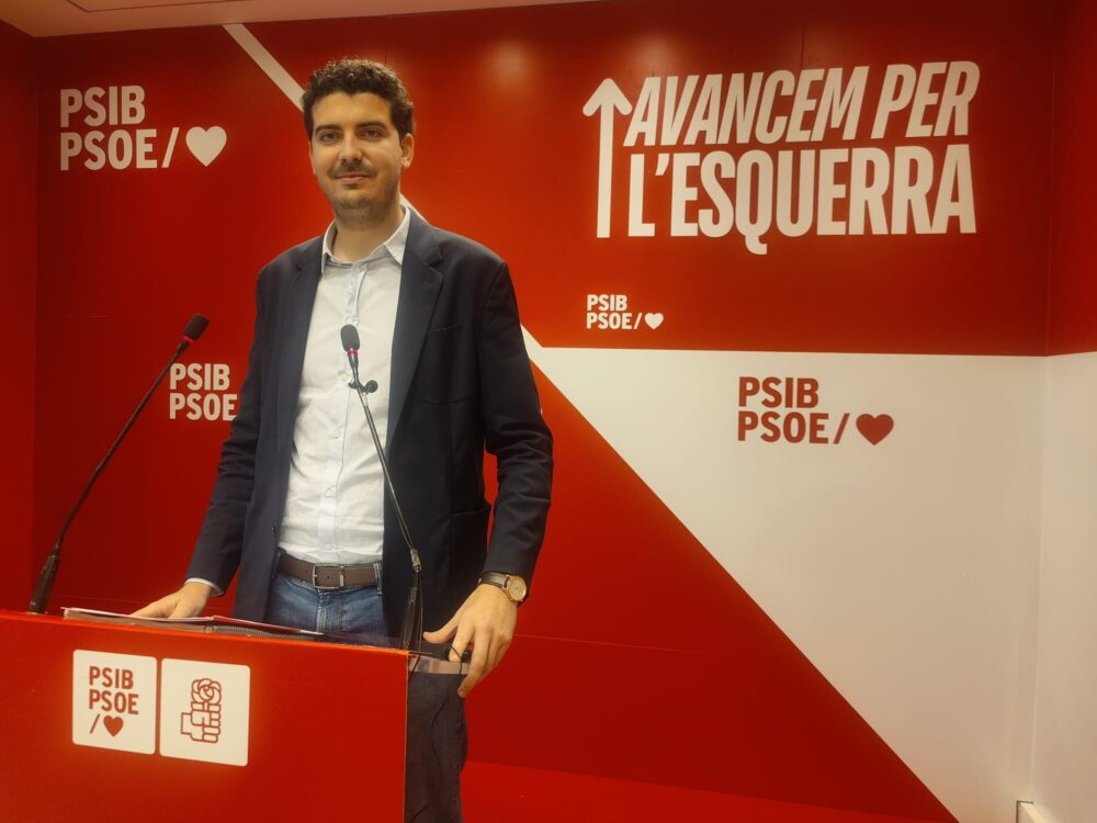 Pepe Mercadal presenta la ponència marc del 15è congrés del PSIB-PSOE